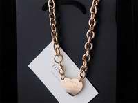 Necklace076