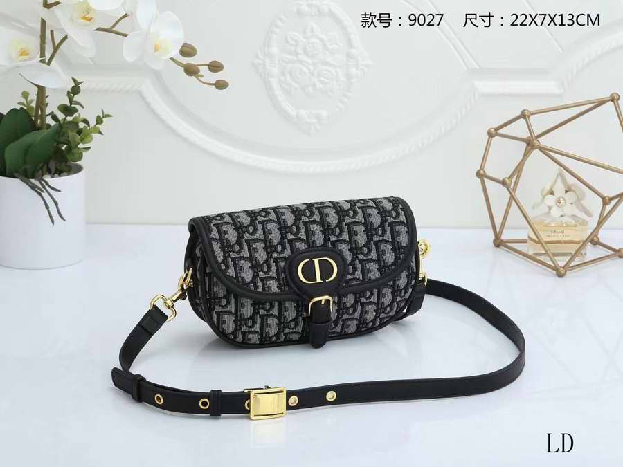 High quality designer replica handbags wholesale Dior371