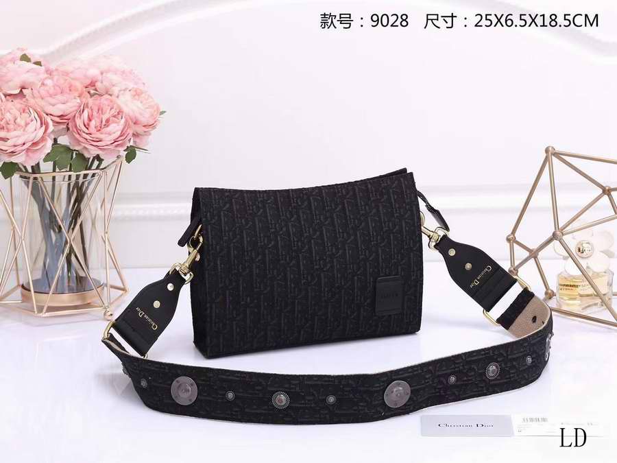 High quality designer replica handbags wholesale Dior374